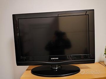 TV LED  SAMSUNG 26 pollici