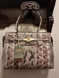 Elegante borsa a spalla in vera pelle 