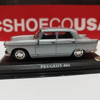Modellino di Peugeot 404 in scala 1/43