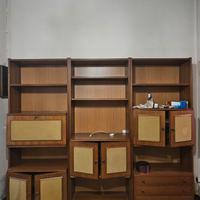 armadio in legno. no pagamento.