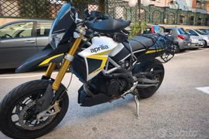 Aprilia Dorsoduro 750 anno 2017