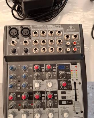 mixer Behringer xenyx1002fx