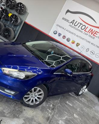 Ford Focus 1.5 TDCi ADATTA NEOPATENTATI 95 CV Star