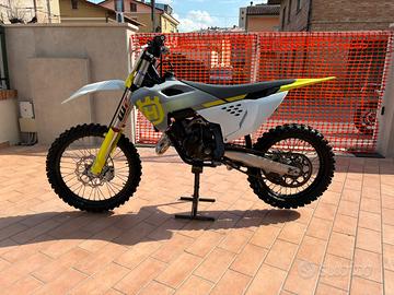 HUSQVARNA TC 125 2024