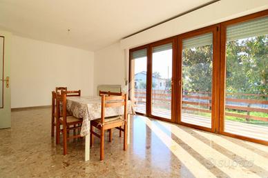 PORZIONE DI BIFAMILIARE A PALMANOVA