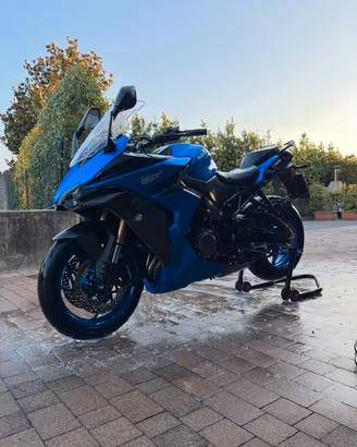 Suzuki GSX S 1000 GT