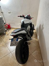 Honda CB1000R
