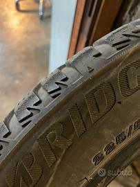 Gomme termiche 225 50 17