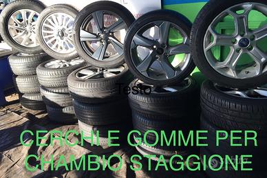 Vaste misure di gomme e cerchi