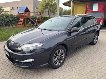 RENAULT Laguna 2.0 dCi SporTour Proactive Limite