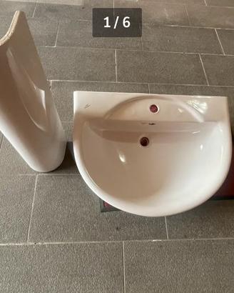Lavandino a colonna Ideal Standard