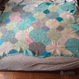 coperta di lana fatta a mano