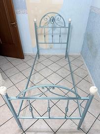 Letto singolo con rete(con tavole) più comodino