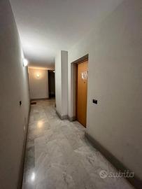 A/1085 Luminoso ufficio, Ficarazzi