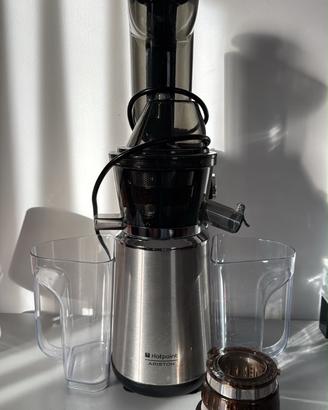 Estrattore di succo Hotpoint Ariston – nuovo