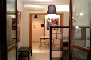 Appartamento roma via truffi - stanza arredata