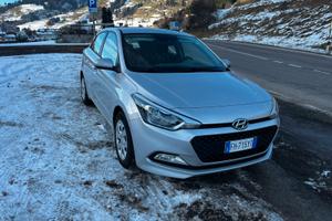 HYUNDAI i20 - 2017