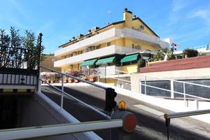 2 LOCALI A LIGNANO SABBIADORO