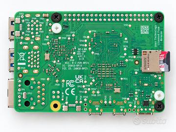 Raspberry Pi 5 8GB RAM + SSD + Case + Alimentatore