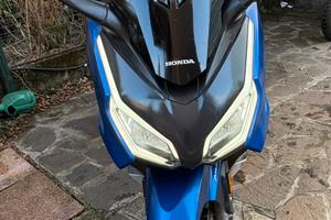 Honda forza 350 deluxe