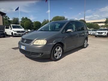 Volkswagen Touran 2.0 tdi Trendline 140cv