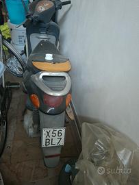 Piaggio  50  liberty anno 99  unico proprietario.