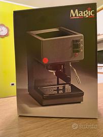 Macchina caffè espresso compatta stile retrò