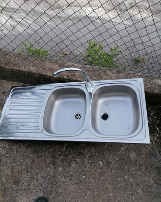 Lavello in acciaio