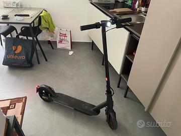 Monopattino elettrico - Mi Electric Scooter Pro 2