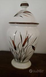 Vaso di ceramica di Bassano, dipinto a mano