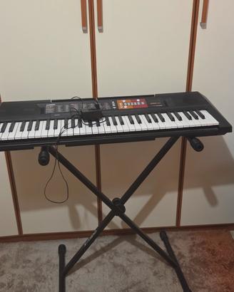 Yamaha F51 + Stand 