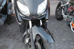 Yamaha X max 250