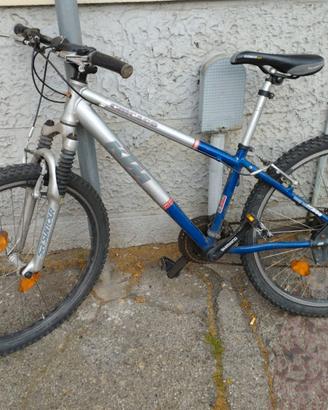 Bicicletta Mountain bike KTM Chicago