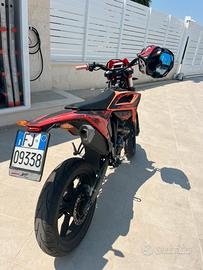 Motard RR 4T 125 T red( MOTORE ZONTES )