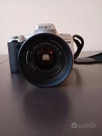 Minolta Dynax 404si + Tracolla