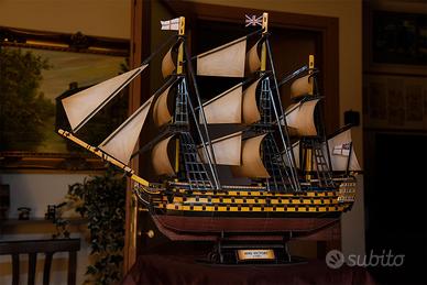 Nave HMS Victory realizzata artigianalmente a mano