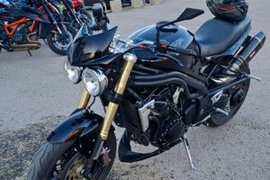 TRIUMPH TRIPLE 1050