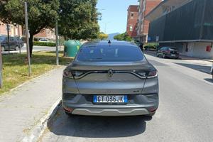 Vendes Renault Arkana SUV Scuro Metallizzato