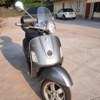 Vespa 200L granturismo
