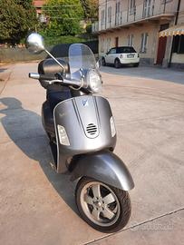 Vespa 200L granturismo