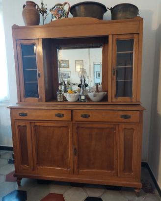 credenza antica 