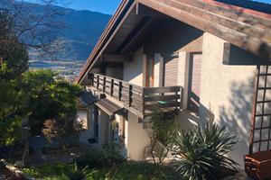 Privato vende casa singola