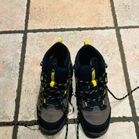 Scarponcini trekking come nuovi