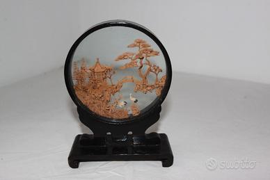 Diorama cinese in sughero intagliato