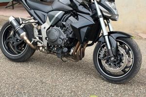 Honda cb1000r