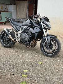 Honda cb1000r