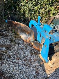 Aratro monovomere meccanico