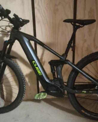 E- bike CUBE HYBRID con motore BOSCH .