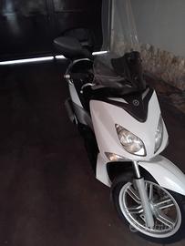 Yamaha xcyti 250