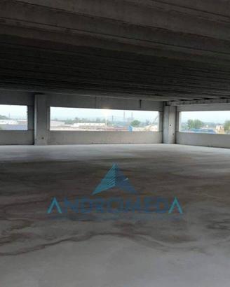 Immobile di 1100 m² con più di 5 locali a Bruscian